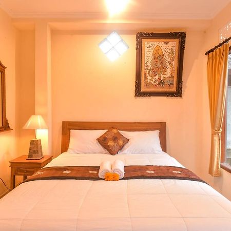 Kamar Suci House Hotel Ubud Exterior foto